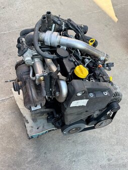 Motor + převodovka Nissan / Renault 1.5dCi K9K H282 - 3