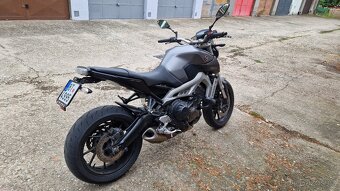 Yamaha mt 09 - 3