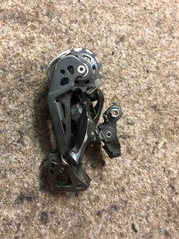 SHIMANO DEORE XT RD-M8000 - 3