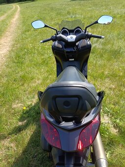 Yamaha X Max 125 - 3