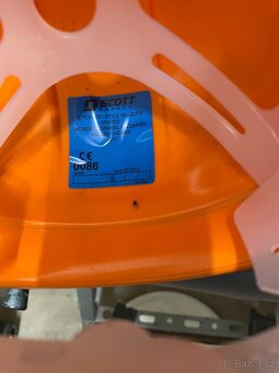 Prodám drevorubeckou helmu Stihl - 3