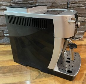 DeLonghi Magnifica S ECAM 21.117.SB - 3