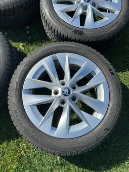 Octavia - originál komplet zimní kola. 7mm. Přivezu. - 3