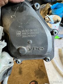 Díly z motoru 2.0 fsi Vw - 3