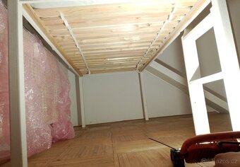 Detska postel 90x200, schudky, klouzacka, matrace. - 3