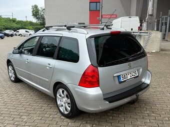 Peugeot 307, 1.6HDI, 80kw 7 míst Tažné 1.3T - 3