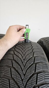 Zimní pneumatiky 235/45/18, Nexen, DOT2220 - 3