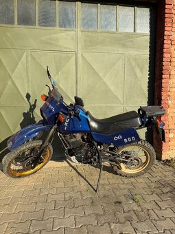 Suzuki DR 600 - 3
