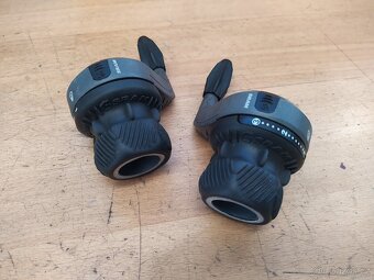 SRAM ATTACK grip shift for MTB 3 x 8 speed - 3