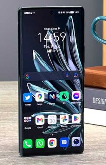 Honor 70 5G-6,7"OLED 120Hz,8x2,5Ghz,8/256GB54+50+2Mpx - 3