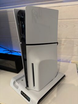 PlayStation 5 Slim 1TB + 2 ovladače + 6 her + faktura - 3
