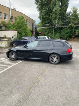 BMW Řada 3, BMW 318D Combi Manual 2.0TDI - 3