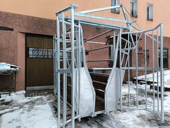 Fixační klece na skot - 3