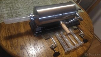 Plnička na klobásy-narážečka - 3