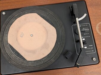 Starý gramofon - 3