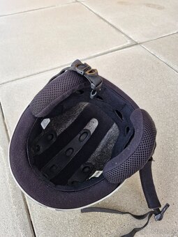 Lyžařská helma GIRO - 3