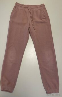 Modré tepláky H&M, černé adidas, růžové fleece - 3