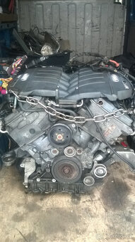 AUDI A8 D2 6.0 W12 309kw krátká i long - díly - 3