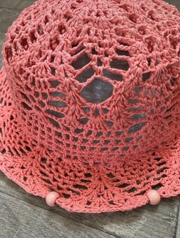 Letní, ručně háčkovaný klobouk - 3