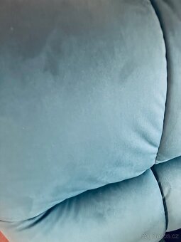 Nádherná nová pohovka - 3