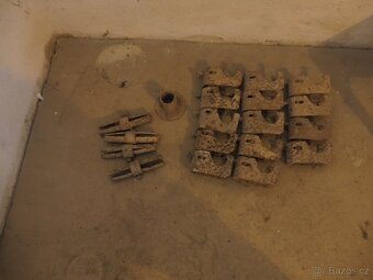 Lešenářské žabky - 3