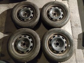 5x100 R15 - Plechové disky Octavia I se zimní pneu - 3