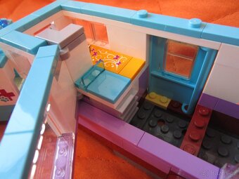 LeGo Friends 41125 Veterinářský přívěs s koněm - 3