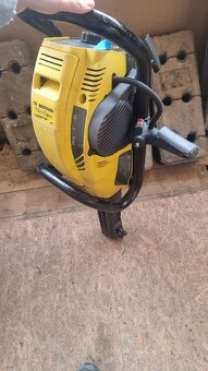 Motorové sbíjecí kladivo Atlas Copco Cobra PROi (2017) - 3