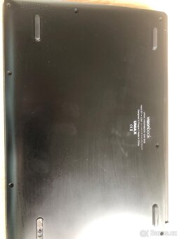 Umax Visionbook 12WI 64GB na ND KO deska displej praskly - 3