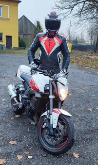 Yamaha fz1n - limitovaná edice Abarth - 3