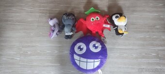 Puzzle, auto, plyšák, plastové zvířátka - 3