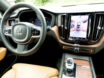 VOLVO XC60 T8 AWD RECHARGE ULTIMATE DARK - 3