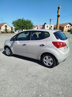 Kia Venga 1.6 16v 92kw r.v 2010 - 3