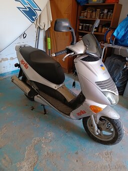 Aprilia Leonardo - 3