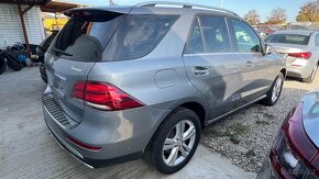 GLE 350d rv2016 Plna vybava Panorama Kůže závěs - 3