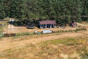 Zavedená farma s pozemky ve Starých Splavech - 3