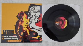 Vec & Kontrafakt - Si sereš do huby / Taxa mi to páči - 3