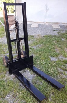 malotraktor traktor  vidle a traktor - 3