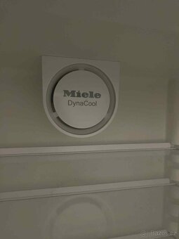Lednice s mrazákem Miele - 3