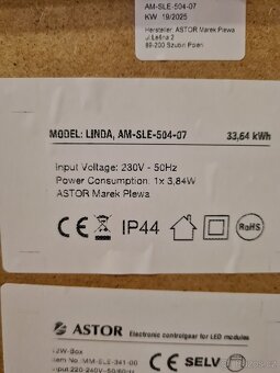 Koupelnová skříňka Linda s LED 50x67 cm - 3