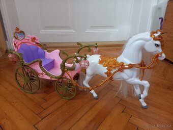 Barbie kočár s koněm - 3