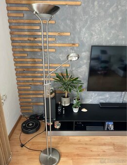 Stojací lampa Philips Massive - 3