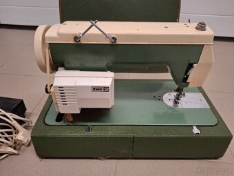 Šicí stroj Lucznik 415 - 3
