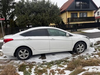 Hyundai i40 TOP VÝBAVA - 3