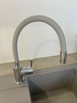 Granitový kuchyňský dřez + baterie - 3