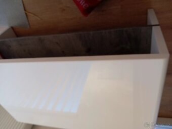 Konferenční stolek - 3