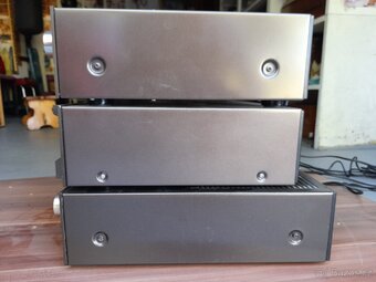 Grundig v1000 - 3