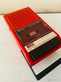 Kazetový magnetofon Sanyo M2541E, rok 1982 - 3