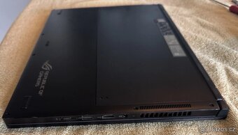 Prodám ASUS ROG Zephyrus S GX701GX - 3