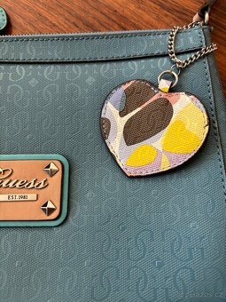 Kabelka zn . Guess orig. Crossbody novs - 3